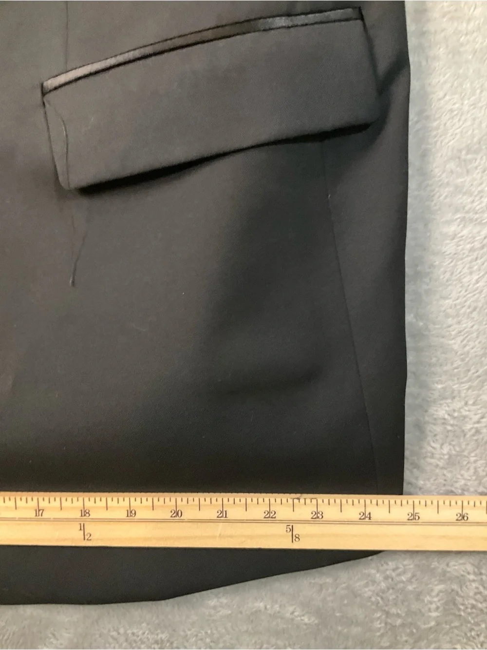 Calvin Klein Tuxedo Jacket Men’s 46R Wool Satin Lapel Trim Black
